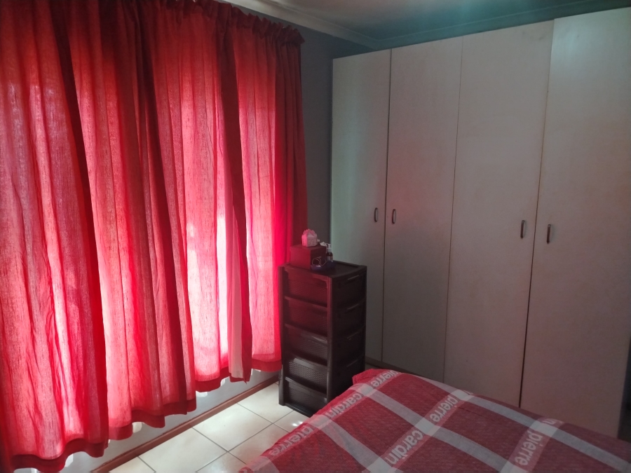 To Let 2 Bedroom Property for Rent in Brenthurst Gauteng