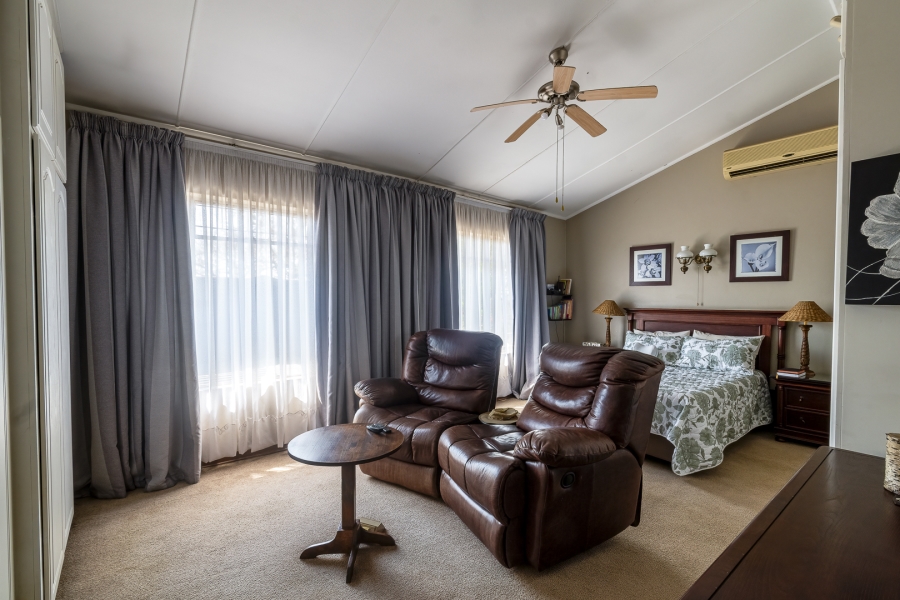 4 Bedroom Property for Sale in Meyerspark Gauteng
