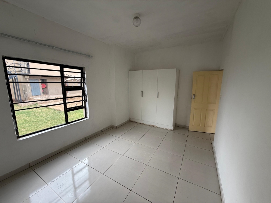 To Let 1 Bedroom Property for Rent in Spruit View Gauteng