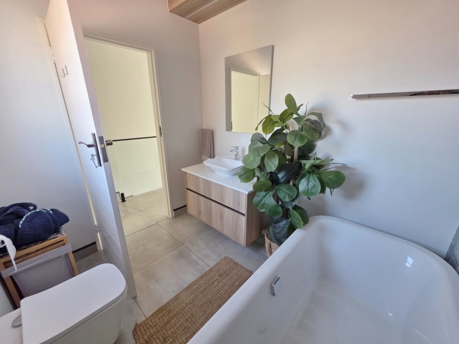 To Let 3 Bedroom Property for Rent in Bartlett Gauteng