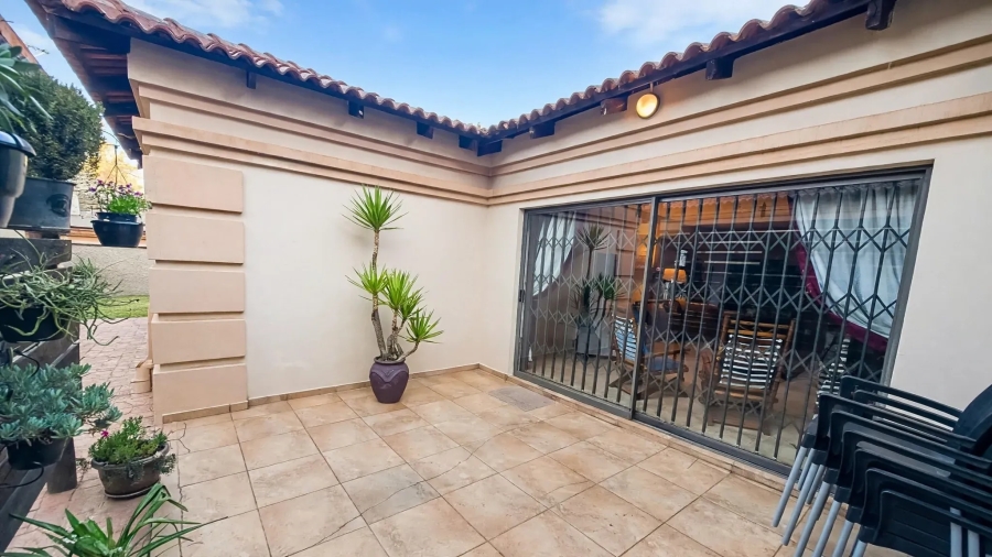 3 Bedroom Property for Sale in Arcon Park Gauteng