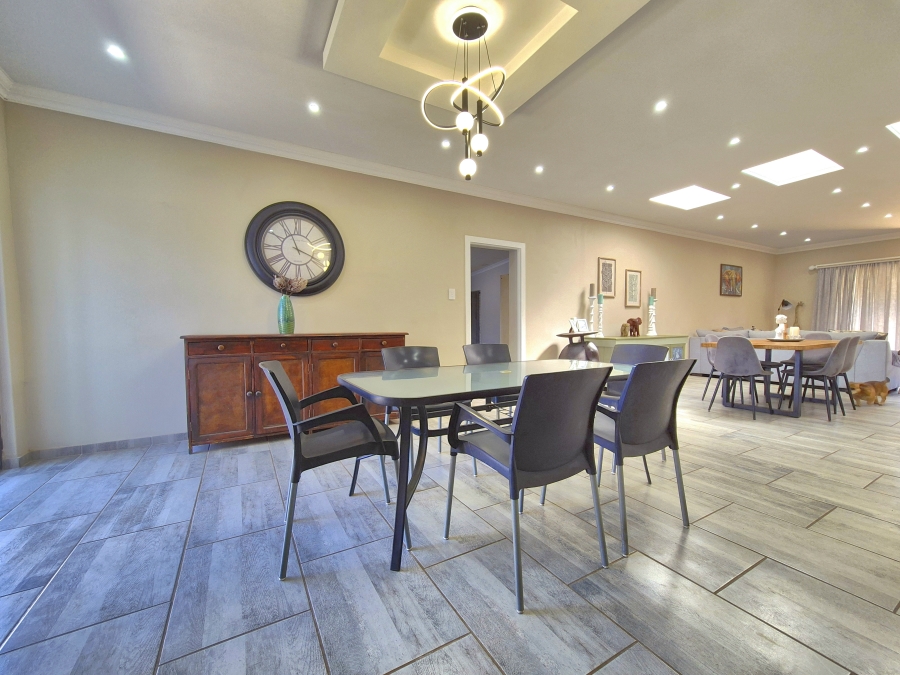 7 Bedroom Property for Sale in Dalview Gauteng