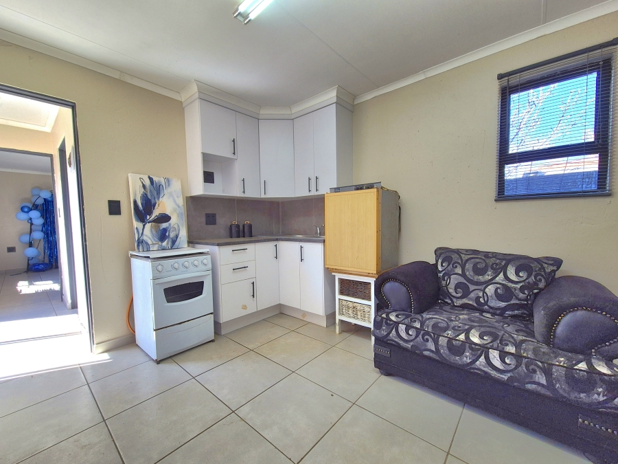 7 Bedroom Property for Sale in Dalview Gauteng