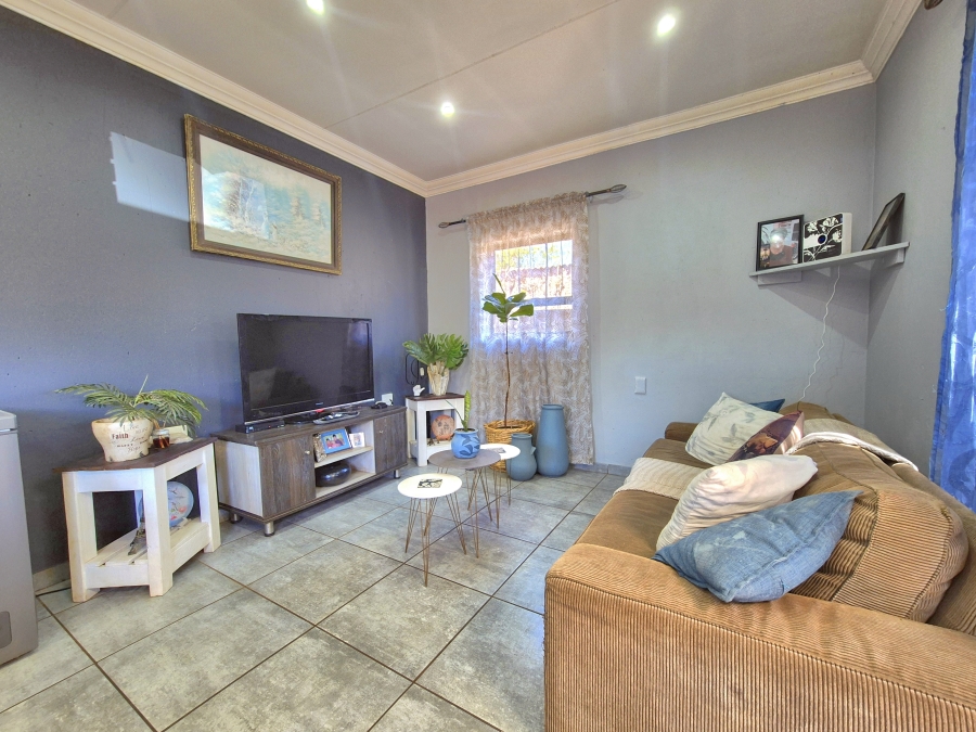 7 Bedroom Property for Sale in Dalview Gauteng