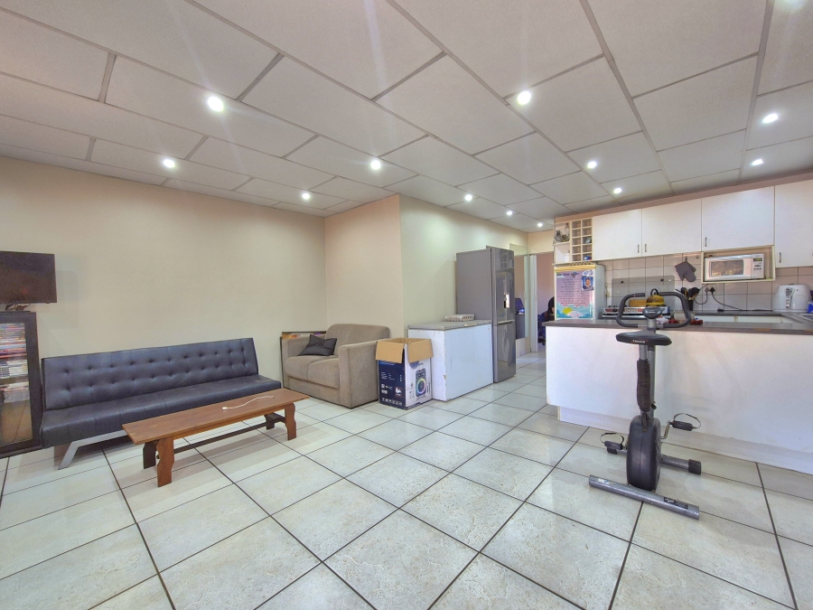 7 Bedroom Property for Sale in Dalview Gauteng