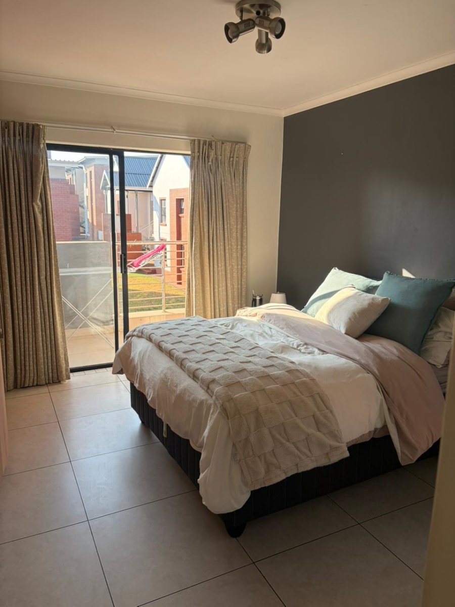 To Let 1 Bedroom Property for Rent in Glen Marais Gauteng