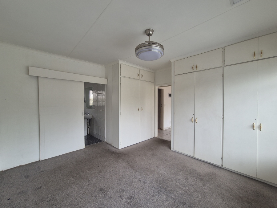 To Let 2 Bedroom Property for Rent in Dalview Gauteng