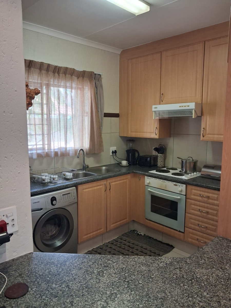 To Let 2 Bedroom Property for Rent in Douglasdale Gauteng