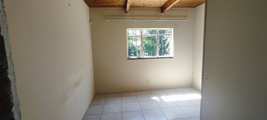 To Let 1 Bedroom Property for Rent in Glen Austin Gauteng