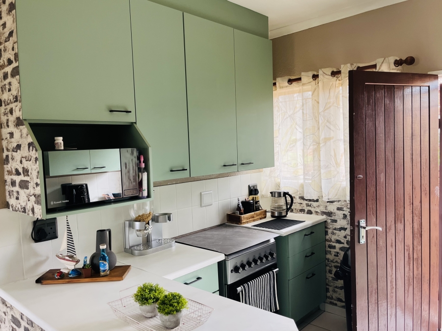 3 Bedroom Property for Sale in Birchleigh North Gauteng