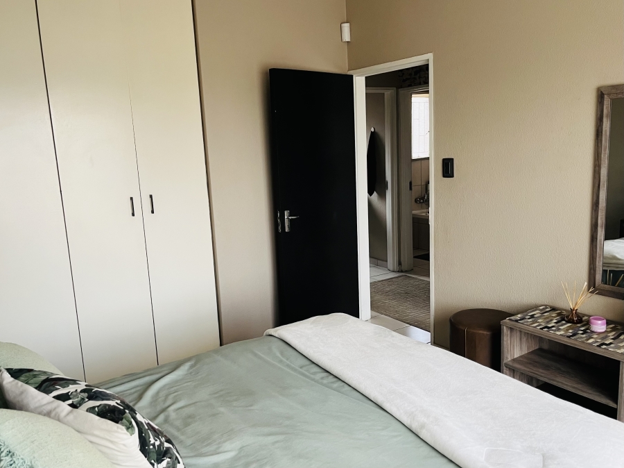 3 Bedroom Property for Sale in Birchleigh North Gauteng