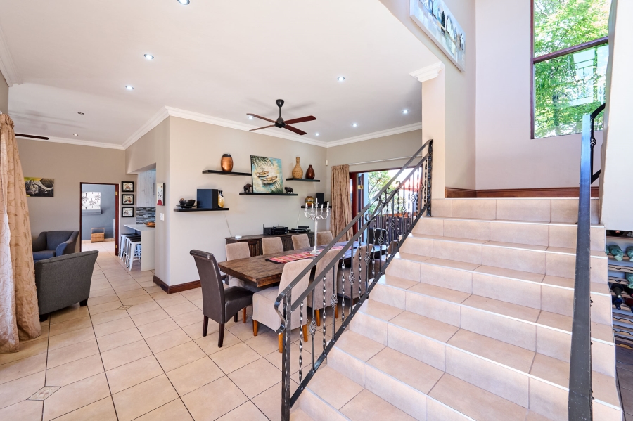 5 Bedroom Property for Sale in Carlswald North Estate Gauteng