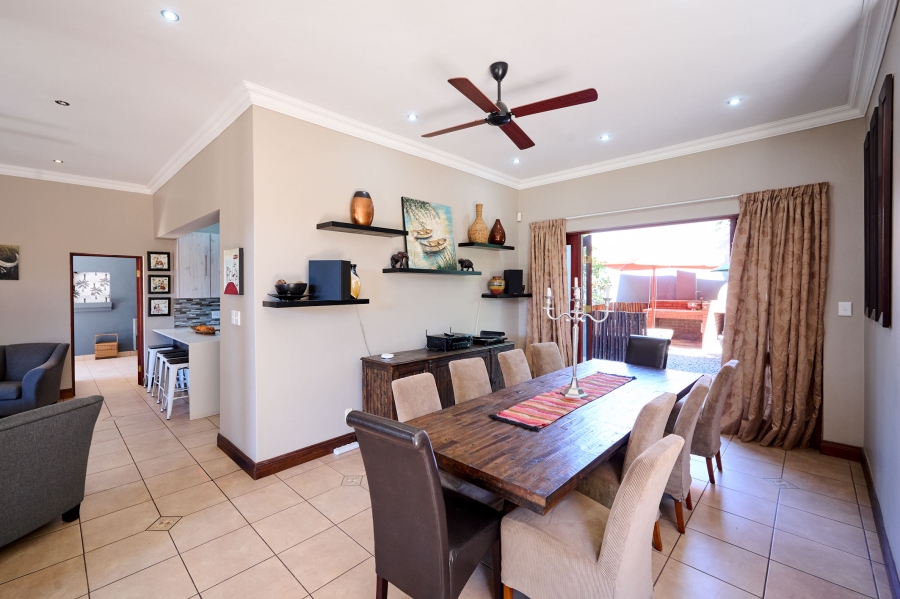 5 Bedroom Property for Sale in Carlswald North Estate Gauteng