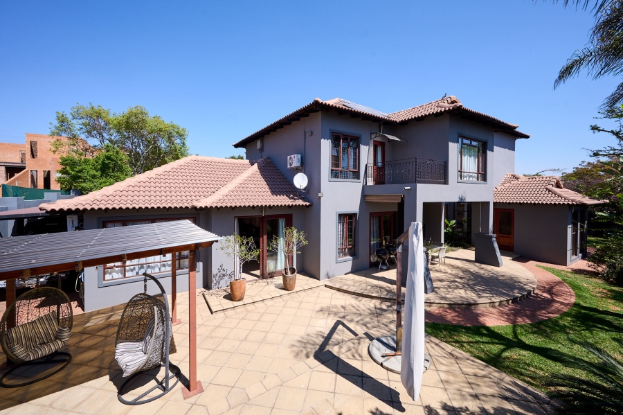 5 Bedroom Property for Sale in Carlswald North Estate Gauteng
