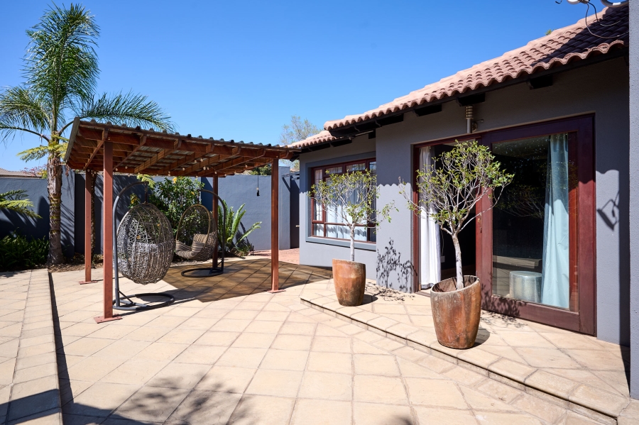 5 Bedroom Property for Sale in Carlswald North Estate Gauteng