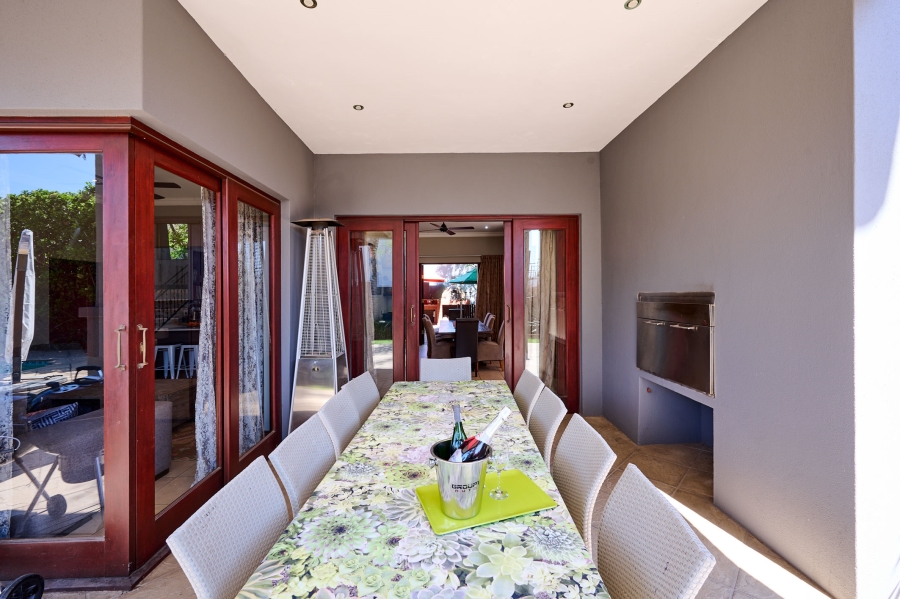 5 Bedroom Property for Sale in Carlswald North Estate Gauteng