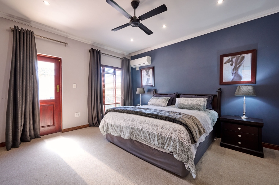 5 Bedroom Property for Sale in Carlswald North Estate Gauteng