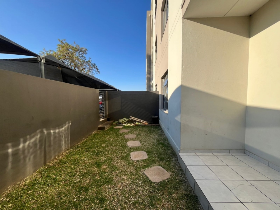 To Let 2 Bedroom Property for Rent in North Riding Gauteng