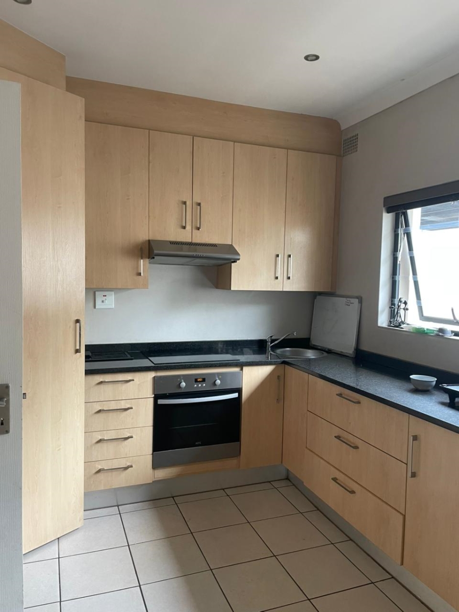 To Let 3 Bedroom Property for Rent in Groenkloof Gauteng