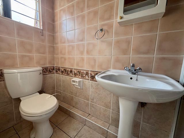 To Let 2 Bedroom Property for Rent in Sunninghill Gauteng