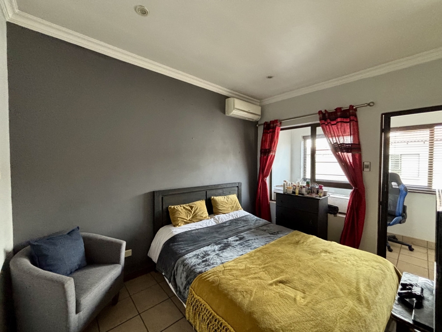 3 Bedroom Property for Sale in Northcliff Gauteng