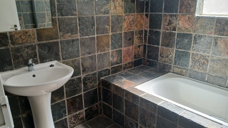3 Bedroom Property for Sale in Sundowner Gauteng