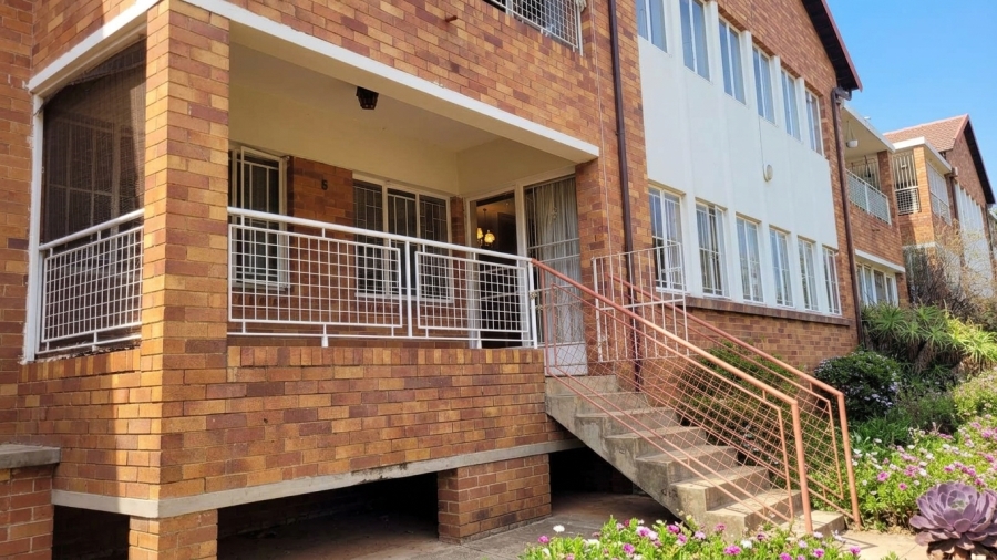 3 Bedroom Property for Sale in Victory Park Gauteng