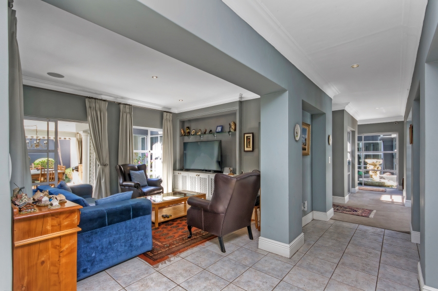 5 Bedroom Property for Sale in Hyde Park Gauteng
