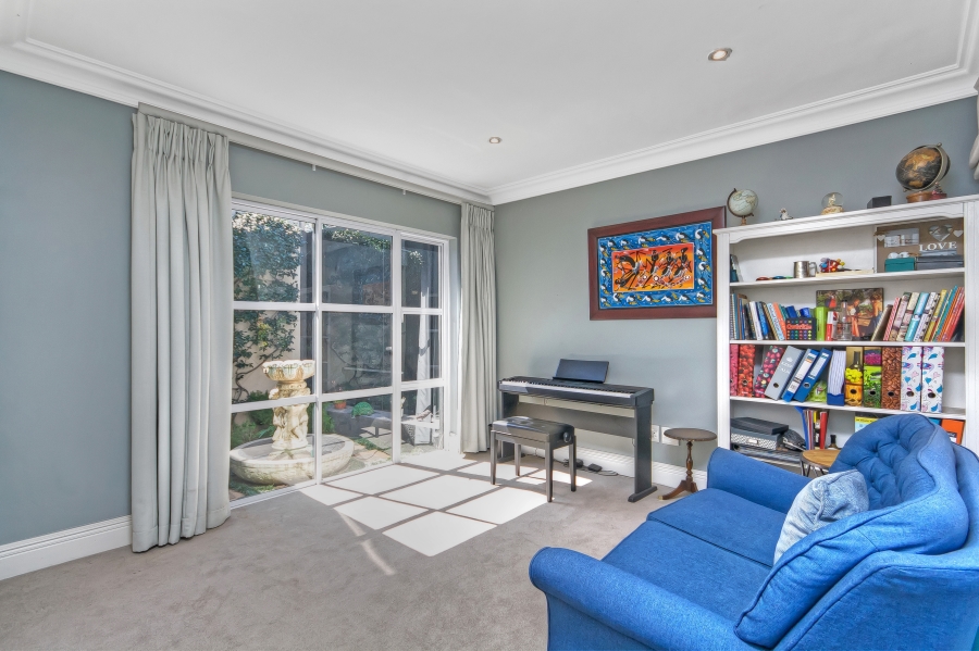 5 Bedroom Property for Sale in Hyde Park Gauteng