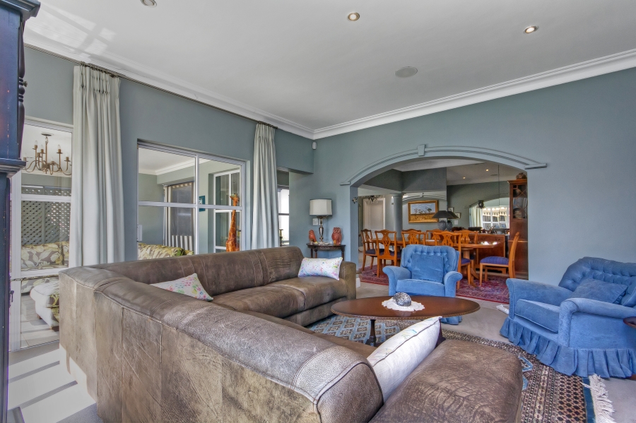 5 Bedroom Property for Sale in Hyde Park Gauteng