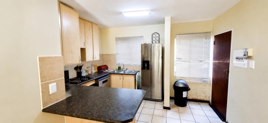 2 Bedroom Property for Sale in Erand Gardens Gauteng