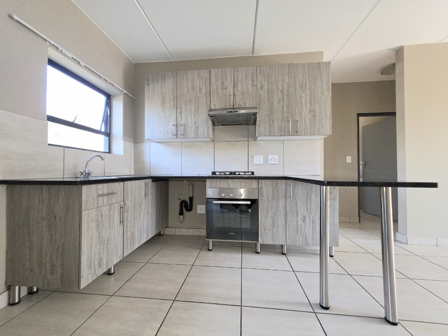 2 Bedroom Property for Sale in Glen Austin Gauteng