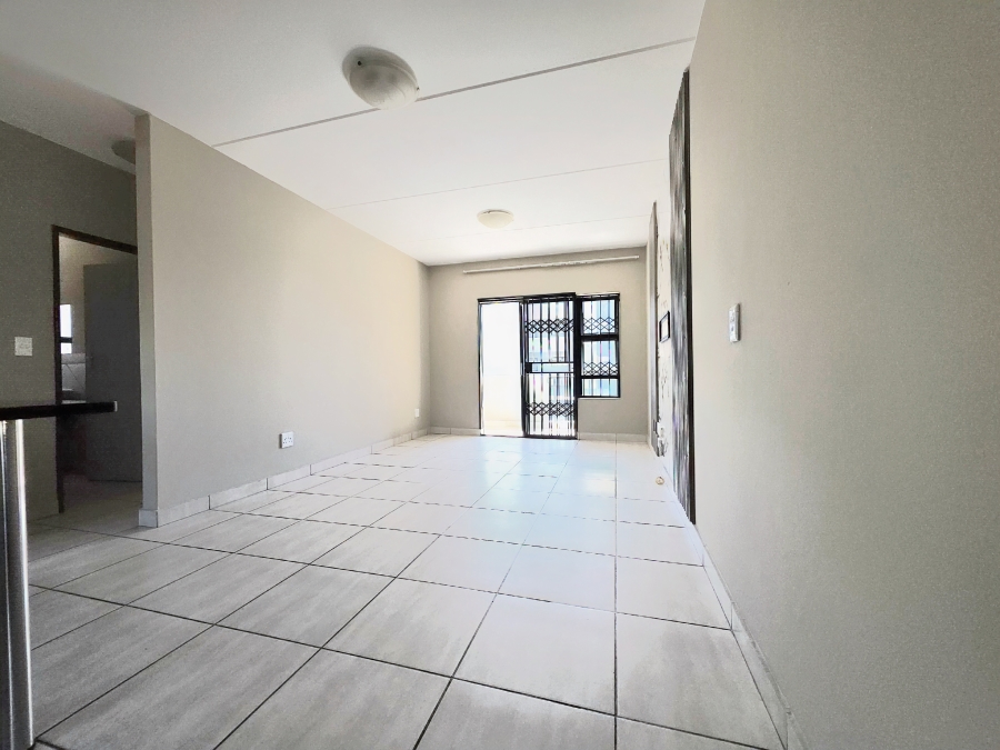 2 Bedroom Property for Sale in Glen Austin Gauteng