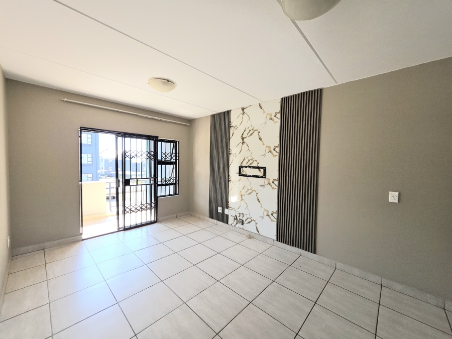 2 Bedroom Property for Sale in Glen Austin Gauteng