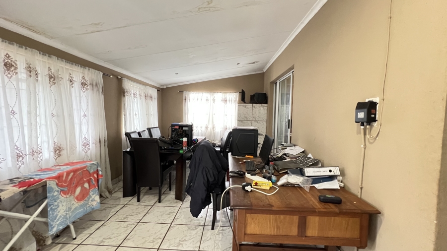 3 Bedroom Property for Sale in Hillside Gauteng