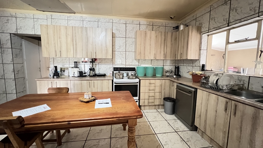 3 Bedroom Property for Sale in Hillside Gauteng
