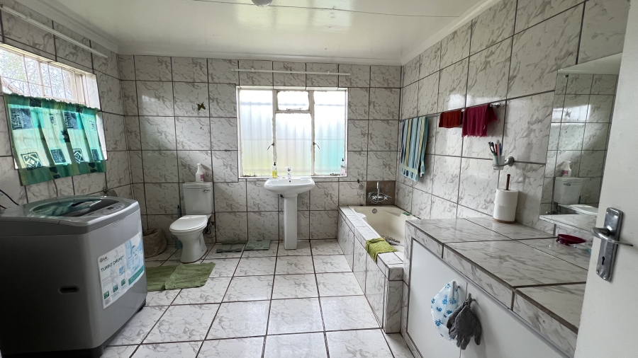 3 Bedroom Property for Sale in Hillside Gauteng