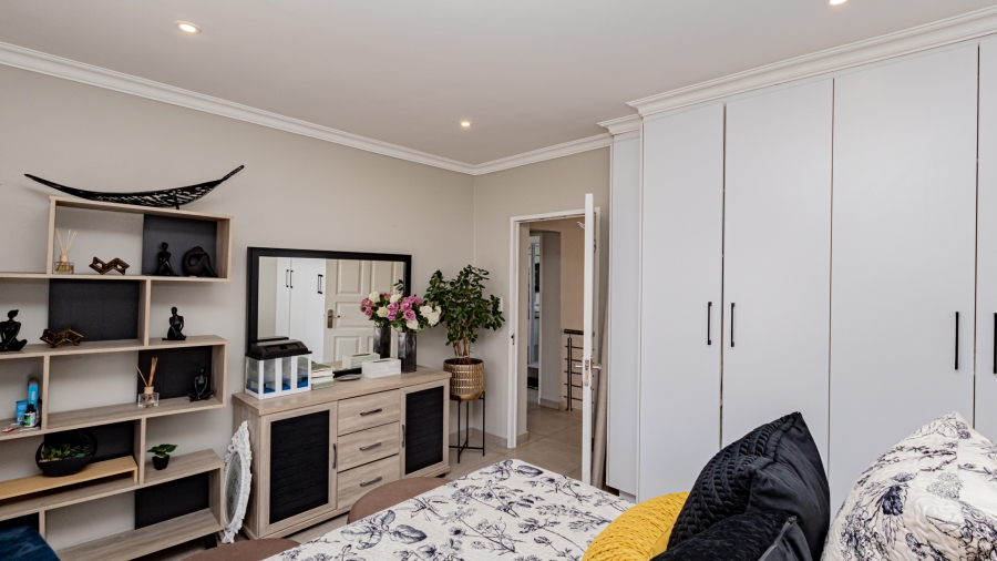 3 Bedroom Property for Sale in Homes Haven Gauteng