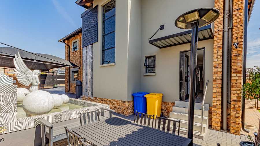3 Bedroom Property for Sale in Homes Haven Gauteng