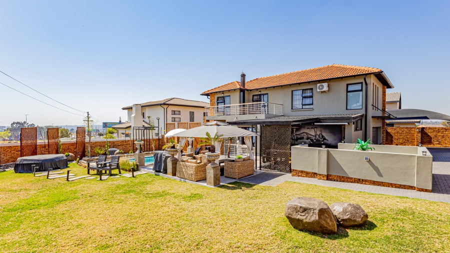 3 Bedroom Property for Sale in Homes Haven Gauteng