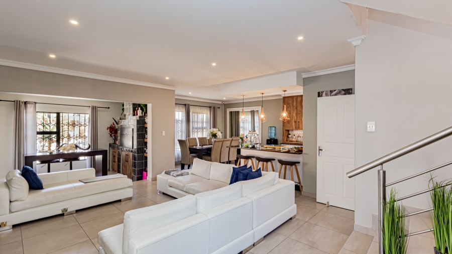 3 Bedroom Property for Sale in Homes Haven Gauteng