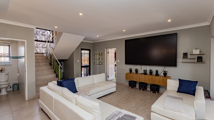 3 Bedroom Property for Sale in Homes Haven Gauteng