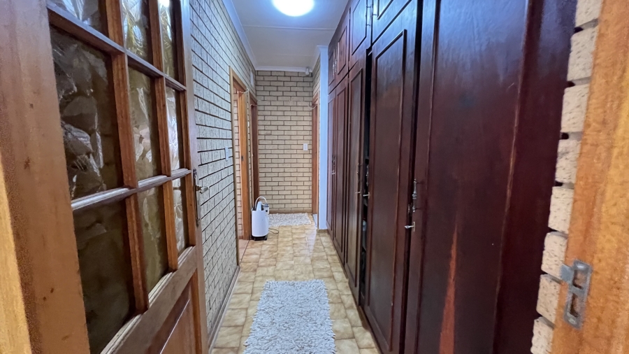 3 Bedroom Property for Sale in Helikonpark Gauteng
