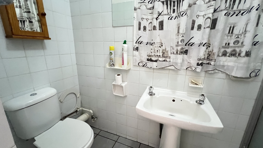 3 Bedroom Property for Sale in Helikonpark Gauteng