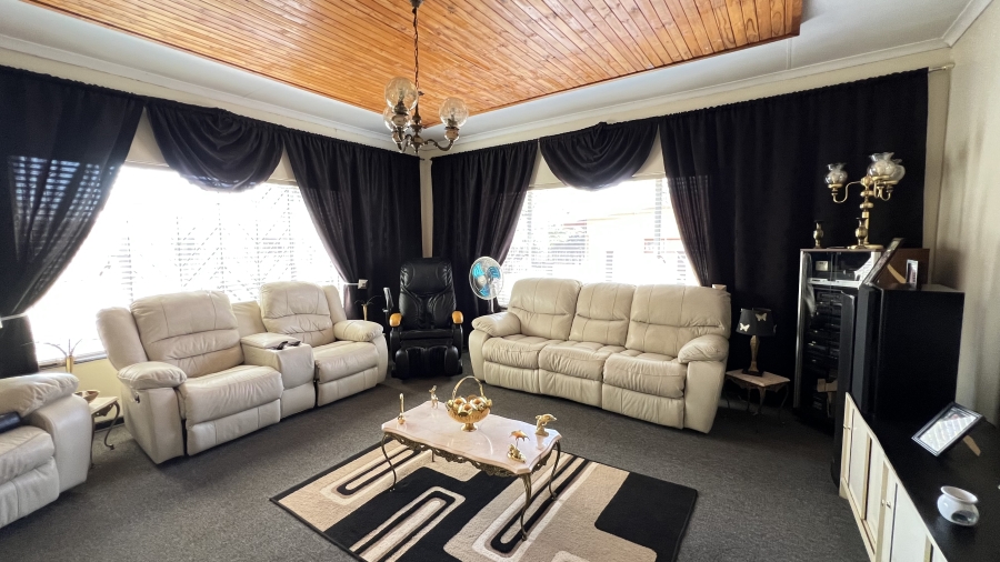 3 Bedroom Property for Sale in Randgate Gauteng