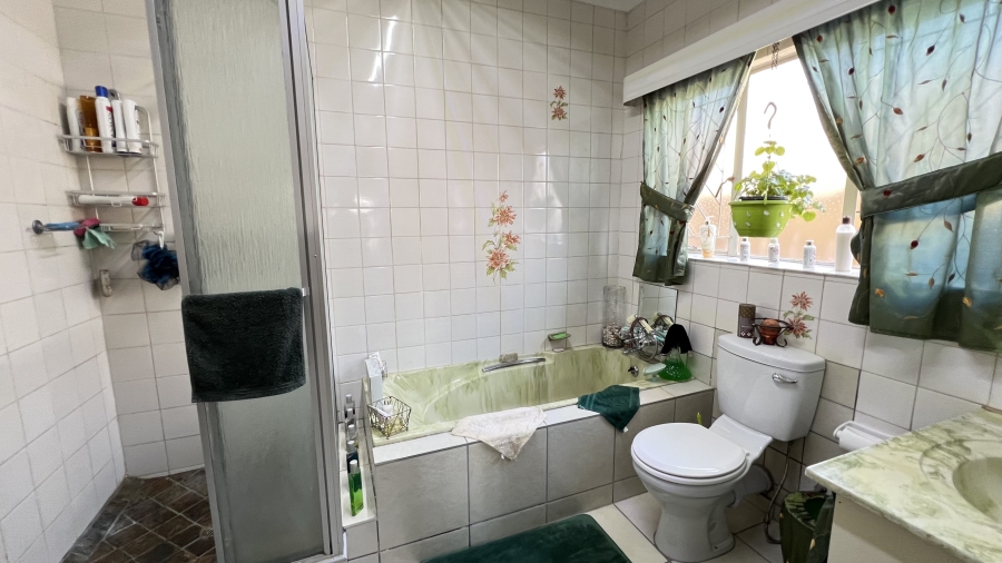 3 Bedroom Property for Sale in Randgate Gauteng