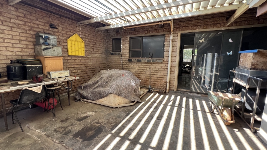 3 Bedroom Property for Sale in Avalonia A H Gauteng