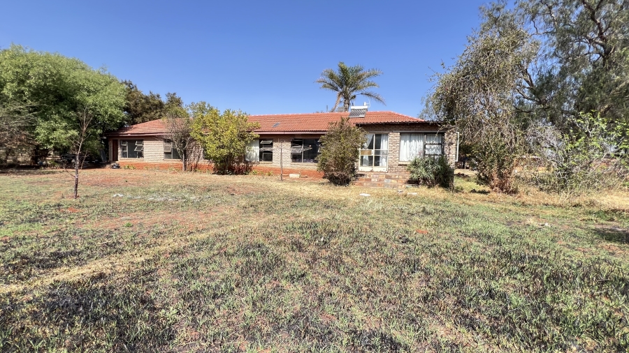 3 Bedroom Property for Sale in Avalonia A H Gauteng