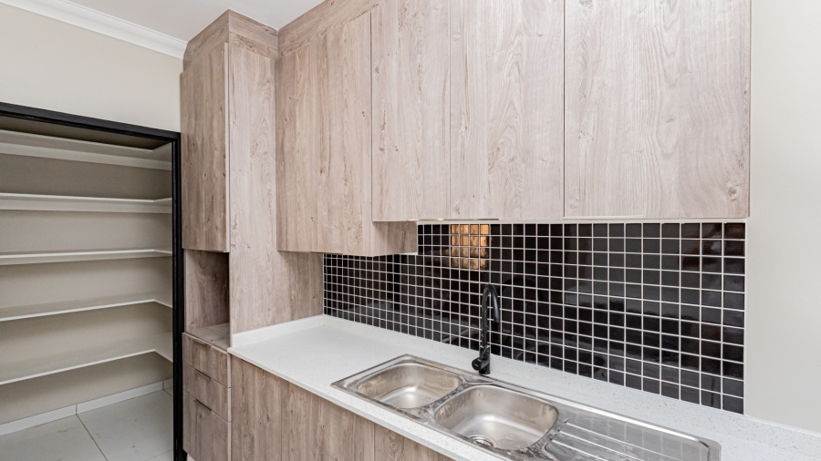 4 Bedroom Property for Sale in Homes Haven Gauteng