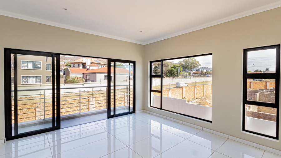 4 Bedroom Property for Sale in Homes Haven Gauteng